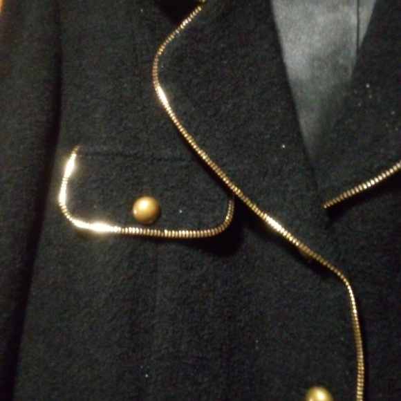 Woman Jacket - Picture 4 of 11